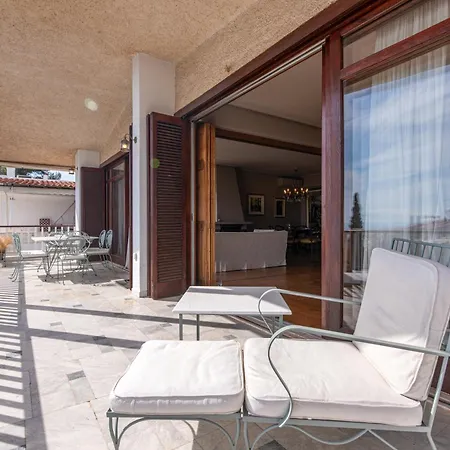 Apartment Elegant With Sea View - Voula Athens
